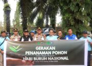 Kapolres Siak Hadiri Peringatan Hari Buruh dan Penanaman Pohon di PT. KTU Astra Koto Gasib