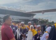Kalapas Pasir Pengaraian Bersama Forkopimda Lepas Keberangkatan Jamaah Haji Rohul