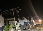 Polsek Bonai Darussalam Cek TKP Pungli, Rubuhkan 2 Pondok dan Bongkar 1 Portal