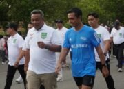 Dampingi Bupati Anton, Kapolres Rohul Ikuti Jalan Santai Semarak Hari Lahir Pancasila