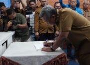 Pemkab Rokan Hulu Teken Fakta Integritas SPMB 2025: Wujudkan Penerimaan Siswa Baru yang Transparan dan Bebas Pungli