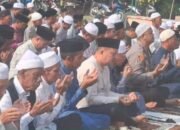 Polsek Rambah Hilir Gelar Sholat Istisqa Bersama Ratusan Warga, Minta Turunkan Hujan