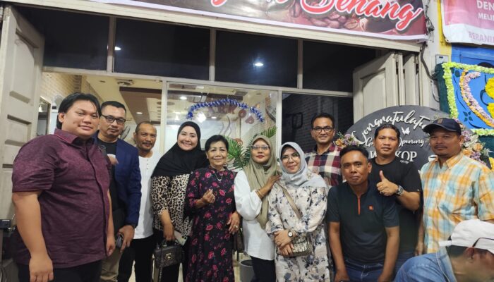 Dibuka Resmi! Warkop Agam Senang Sajikan Mie Bangladesh hingga Espresso