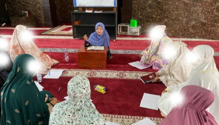 Pelan Tapi Pasti, Warga Binaan Perempuan Lapas Pasir Pangaraian Belajar Mengaji Bersama Ustadzah