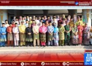 Wabup Syafaruddin Poti Pimpin Apel Upacara Peringatan Hari Jadi Provinsi Riau Ke-68.