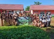 Polsek Kunto Darussalam Tanam Pohon di SMPN 07, Wujudkan Program Penghijauan Kapolda Riau