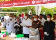 Komitmen Bersama, Lapas Pasir Pengaraian dan Kejari Rokan Hulu Musnahkan Barang Bukti