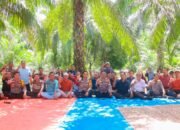 Kapolres Rohul Gelar Temu Ramah dan Tanam Pohon Bersama Tokoh Masyarakat di Rambah Tengah Hulu