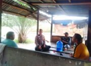 Polsek Kunto Darussalam Gelar Jumat Curhat di Desa Kembang Damai, Warga Apresiasi Kehadiran Polisi