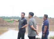 Antisipasi Bencana, Kapolres Rokan Hulu Terjun Langsung ke Daerah Rawan Banjir di Bonai Darussalam