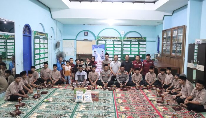 Dikemas Buka Puasa, Polres Madiun Kota Berbagi Kebahagiaan Bersama Anak Yatim dan Awak Media