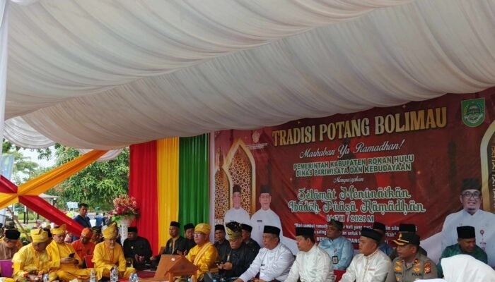 Sambut Ramadan 1447 H, Pemkap Rohul Bersama LAMR Lestarikan Tradisi Adat Potang Bolimau