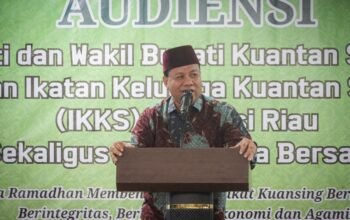 Buka Puasa Bersama IKKS, Bupati Suhardiman Dorong Kolaborasi Perantau Bangun Kuansing