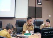 Bupati Kampar Pimpin Rapat Staf Sekaligus Persiapan Awal Hari Jadi Kabupaten Kampar ke-76 Tahun 2026
