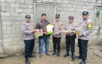 Polsek Kabun Salurkan Bantuan Sembako untuk Kaum Duafa di Bulan Ramadhan Penuh Berkah