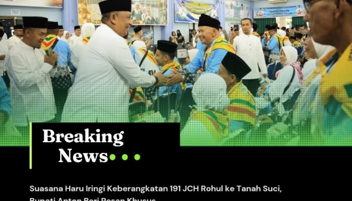 Suasana Haru Iringi Keberangkatan 191 JCH Rohul ke Tanah Suci, Bupati Anton Beri Pesan Khusus