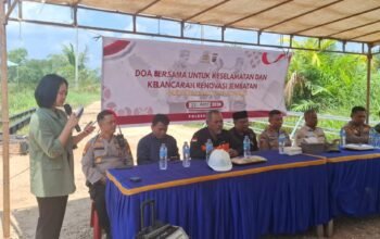 Polres Dumai Bersama Warga Gelar Doa Bersama Dukung Renovasi Jembatan Merah Putih Tahap II