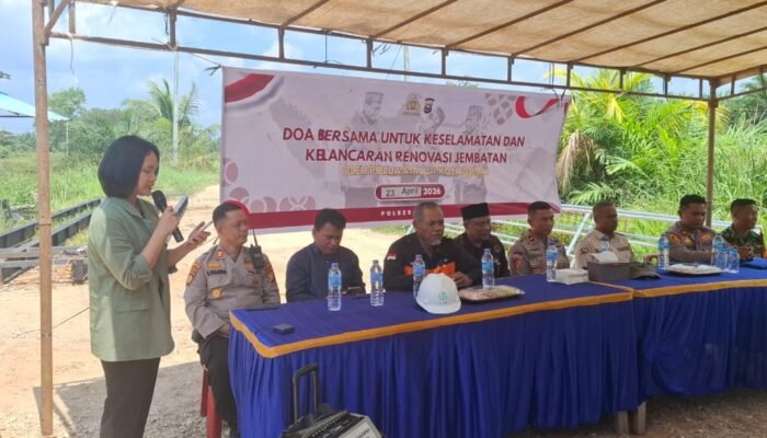 Polres Dumai Bersama Warga Gelar Doa Bersama Dukung Renovasi Jembatan Merah Putih Tahap II