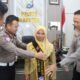 Emak-Emak Lawan Bus Ngeblong, Kini Resmi Jadi Duta Lalu Lintas 2026 Polres Magetan