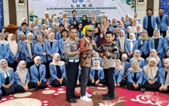 Police Go To Campus, Ditlantas Polda Riau Edukasi Mahasiswa STIKES Payung Negeri Soal Keselamatan Berlalu Lintas
