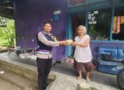 Bhabinkamtibmas Turun Langsung Salurkan Daging Qurban Polres Magetan ke Warga