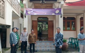 Polisi Hadir untuk Umat, Perayaan Waisak di Vihara Vimalakirti Palosan Berjalan Aman dan Lancar