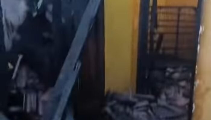 Pasca Kebakaran di Pucanganom Kebonsari, Rumah Ibu Suciati Rusak Parah, Kerugian Capai Rp60 Juta