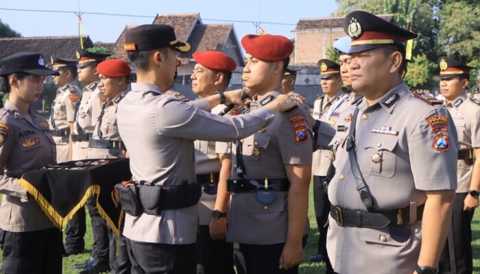 Perkuat Soliditas Organisasi, Kapolres Madiun Pimpin Sertijab Sejumlah Pejabat Utama dan Kapolsek Jajaran