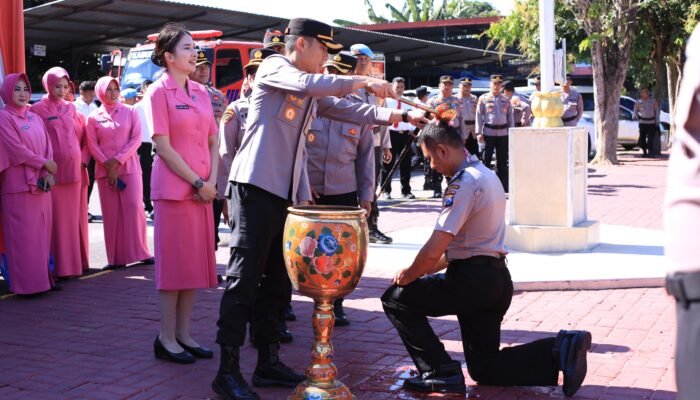 Polres Madiun Gelar Upacara Kenaikan Pangkat, 77 Personel Resmi Naik Pangkat
