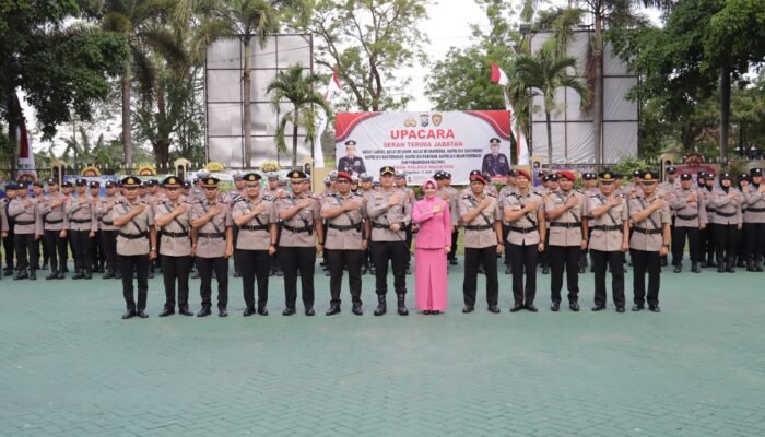Kapolres Magetan Pimpin Sertijab PJU dan Kapolsek Jajaran, Tekankan Integritas dan Loyalitas dalam Melayani Masyarakat