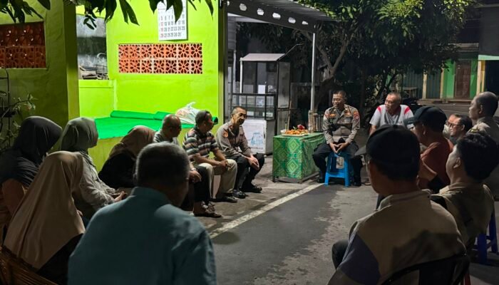 Sambangi Pos Kamling Manisrejo, Polres Madiun Kota Perkuat Sinergi Warga Jaga Kamtibmas