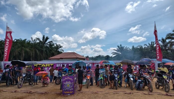 Polsek Kunto Darussalam Sukses Gelar Grasstrack Lokal Rohul, Semarak Hari Bhayangkara ke-80 Berlangsung Aman dan Kondusif