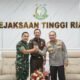 Kapolda Riau dan Kajati Perkuat Sinergi Penegakan Hukum