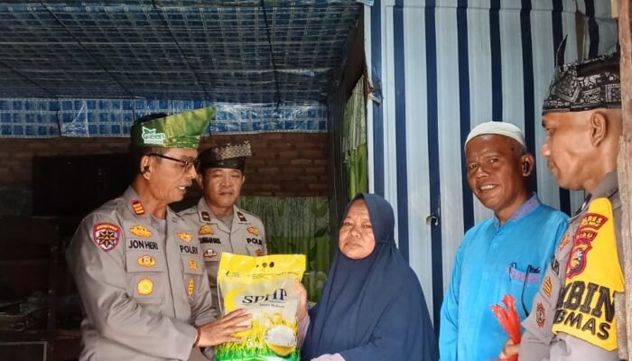 Program JALUR Hadir di Tambusai Tengah, Polsek Tambusai Salurkan Bantuan Sosial untuk Warga