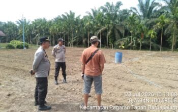 Polsek Kunto Darussalam Pastikan Kesiapan Lahan Jagung di Desa Kembang Damai Perkuat Ketahanan Pangan Nasional