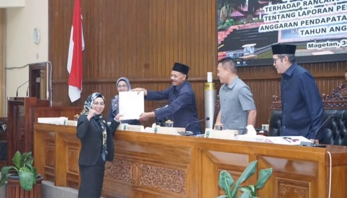 Delapan Fraksi DPRD Magetan Sampaikan Pandangan Umum terhadap Raperda Pertanggungjawaban APBD 2025
