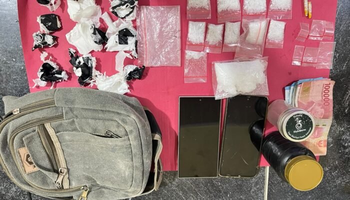 Polsek Kepenuhan Tangkap Pengedar Sabu, 85,71 Gram Narkotika Disita